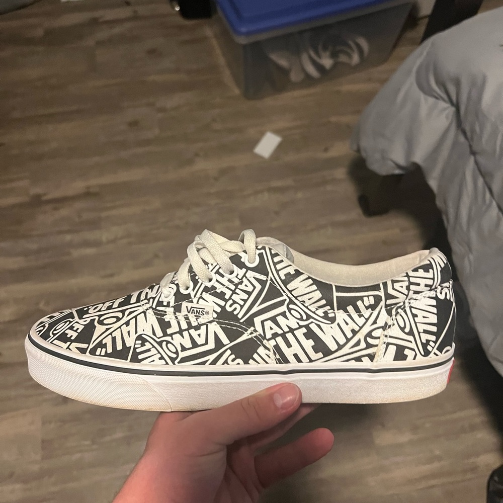 Vans, PreOwned, Size 11.